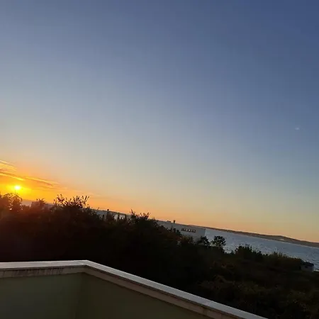 5239-1 In Hébergement de vacances *