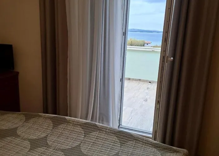 5239-1 In Hébergement de vacances *